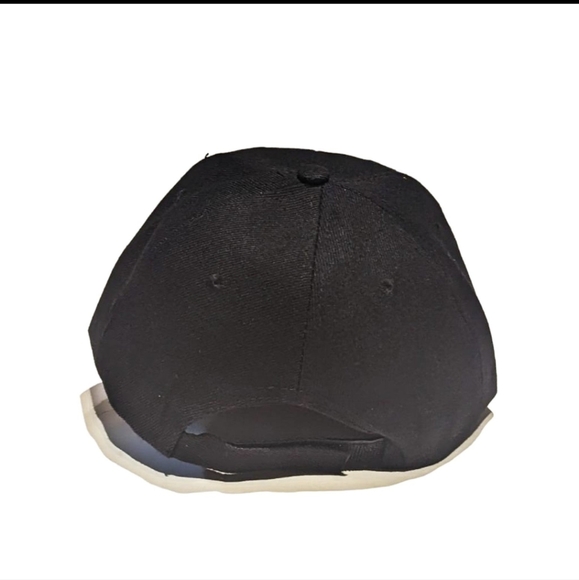 EMT Embroidered Hat: Lifesaving Dedication, Medical Symbol, Comfortable Fit - Picture 2 of 2